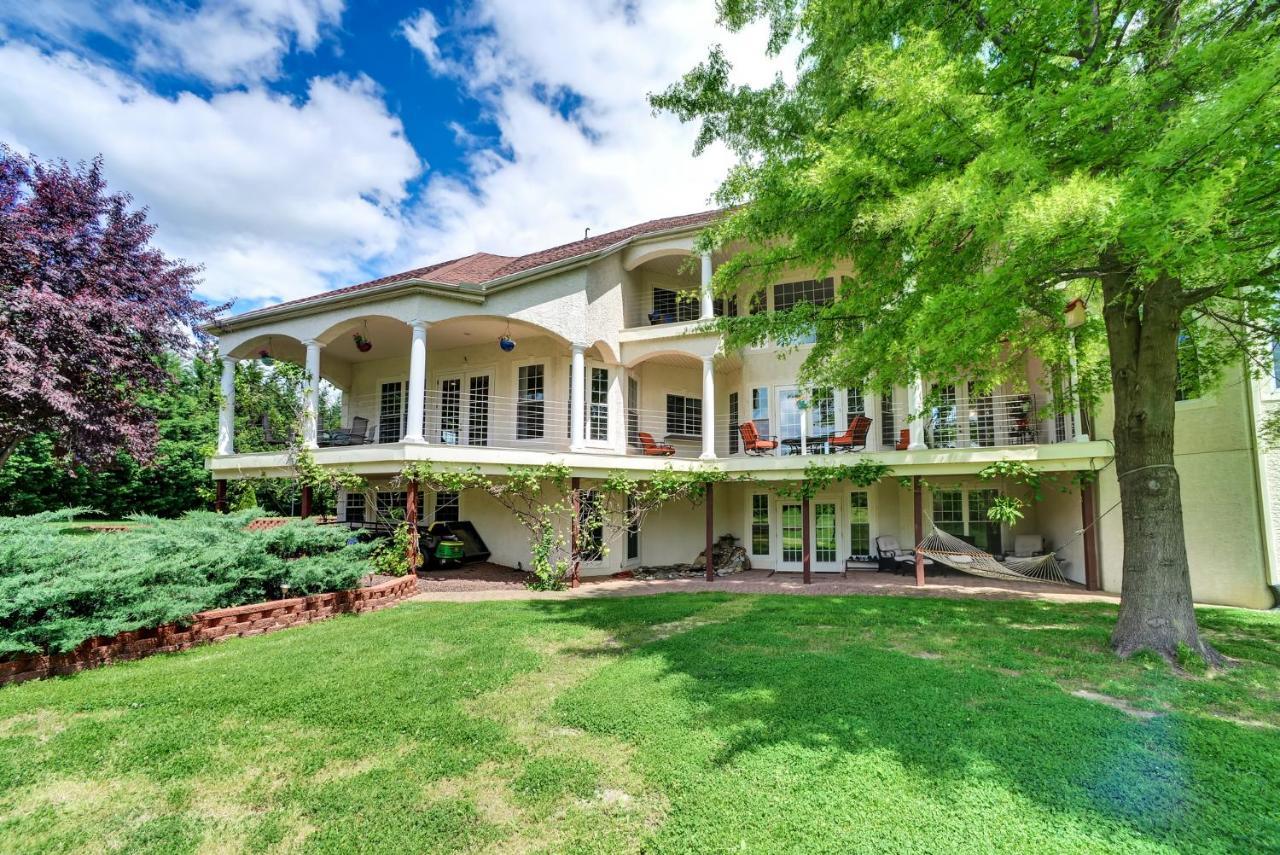 Appartamento Whispering Oak Mansion Bear Esterno foto